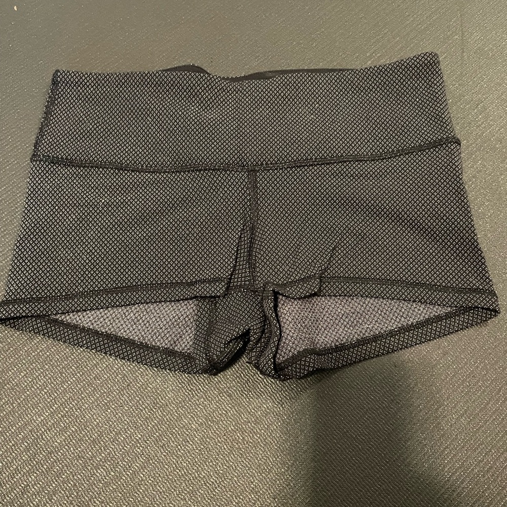 Lululemon boogie short